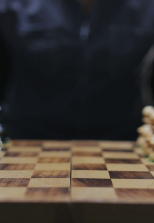 Король и пешка