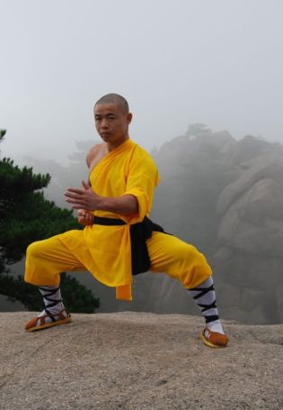 Монах шаолинь