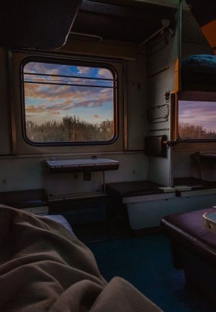 Купе в поезде