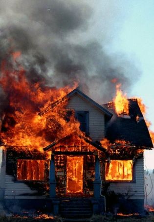 Горящая деревня