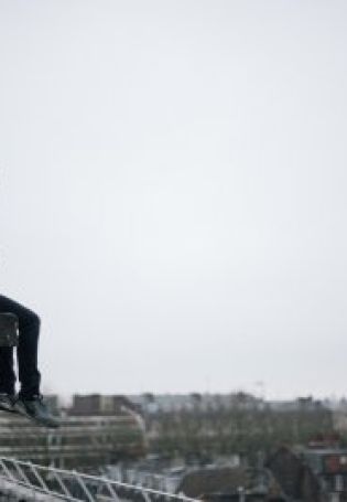 Грустные обои на аву
