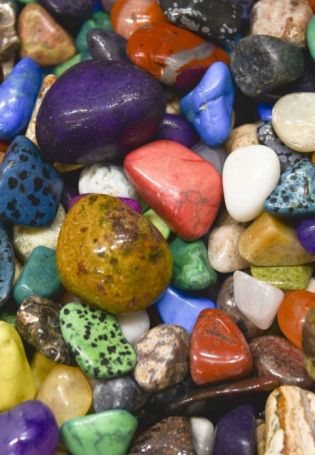 Цветные камушки