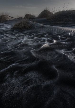 Каракум черный песок