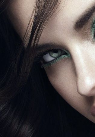 Красивые зеленые глаза