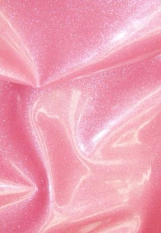 Розовая блестящая ткань