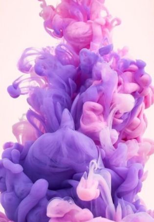 Красивые фиолетовые обои на телефон