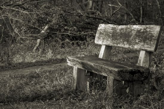 Старая скамейка