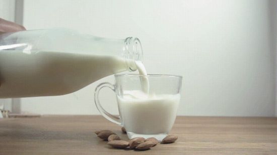 Кружка молока