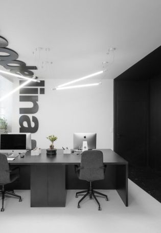 Дизайн офиса в серых тонах