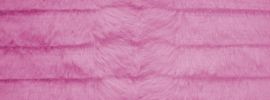 Розовая пушистая ткань