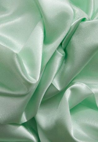 Зеленый атлас ткань