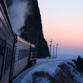 Зимний поезд