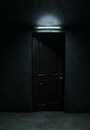Закрытая дверь