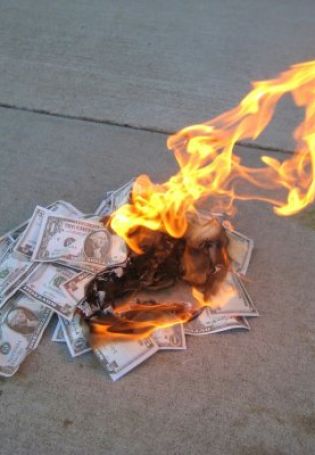 Деньги в огне