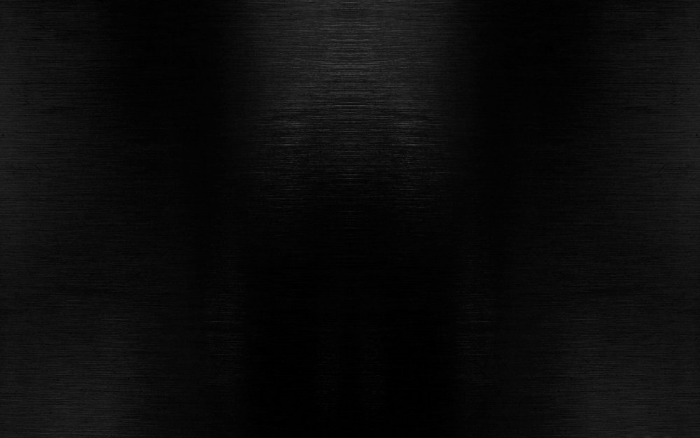 Черная металлическая поверхность