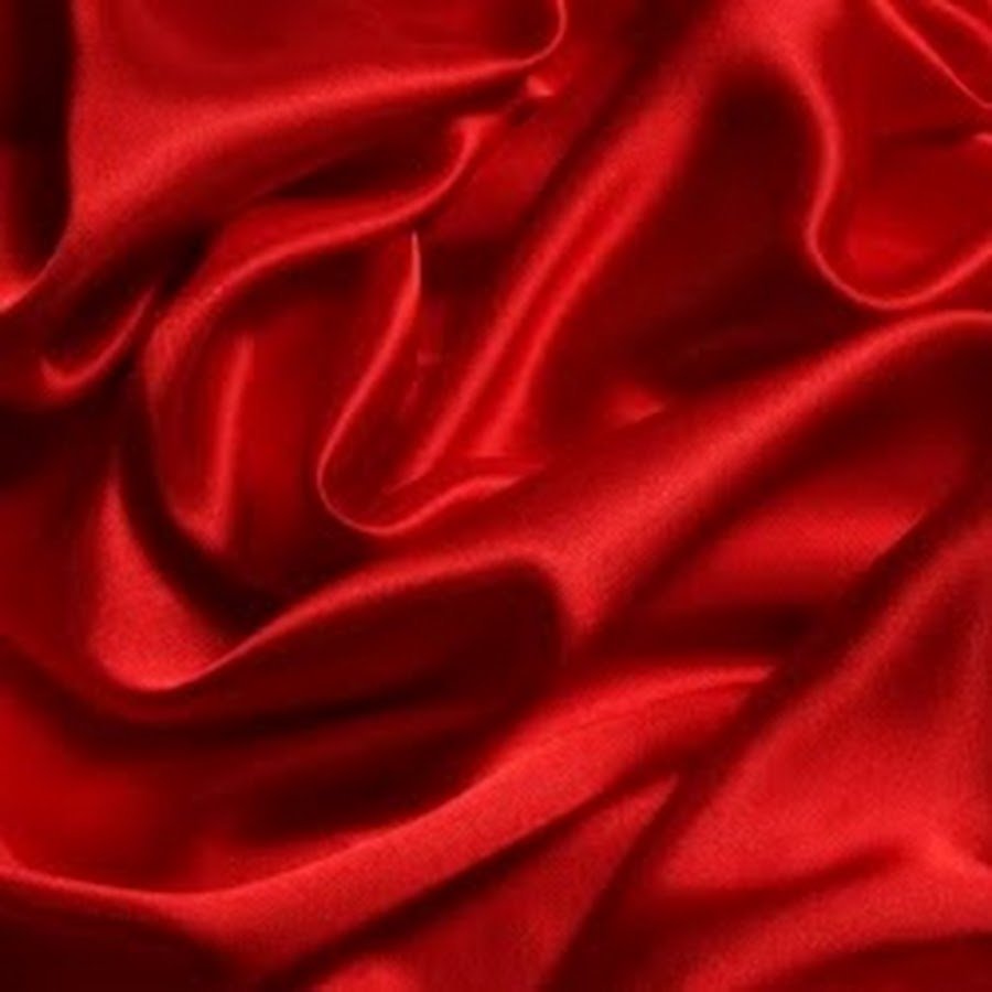 Красная ткань