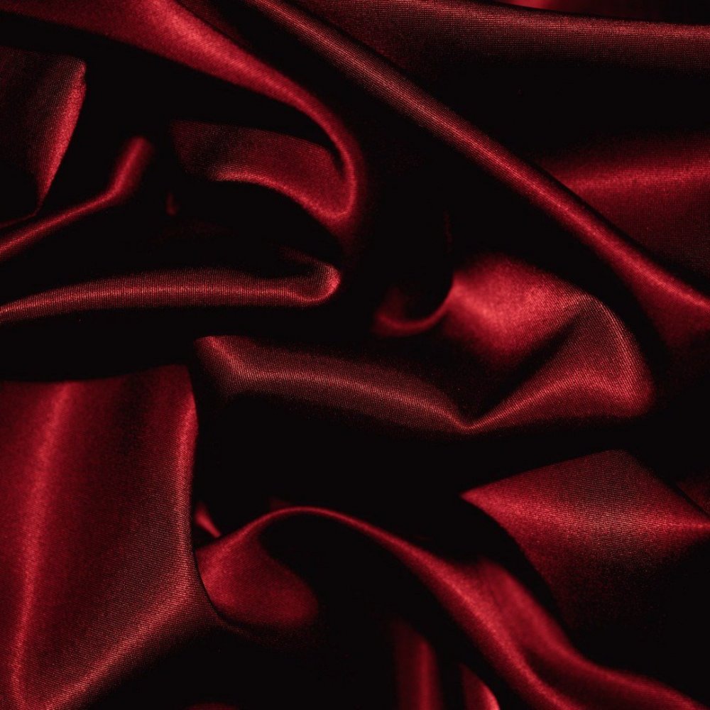 Розовый шелк