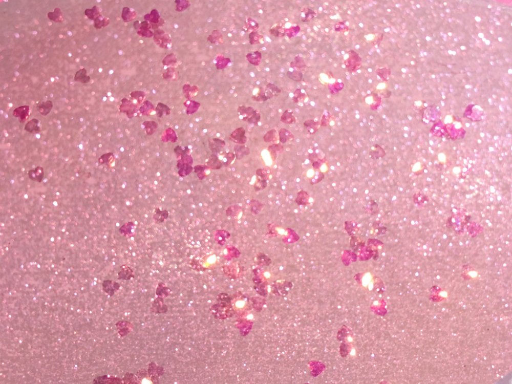 Розовые блестки