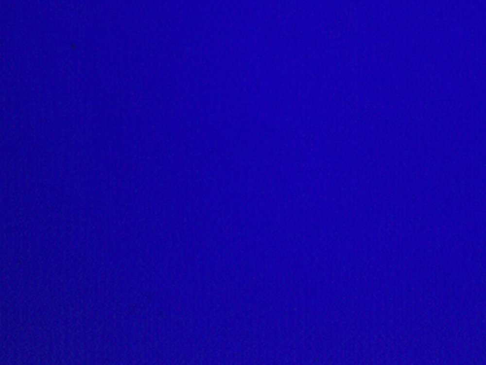 Яркий синий цвет