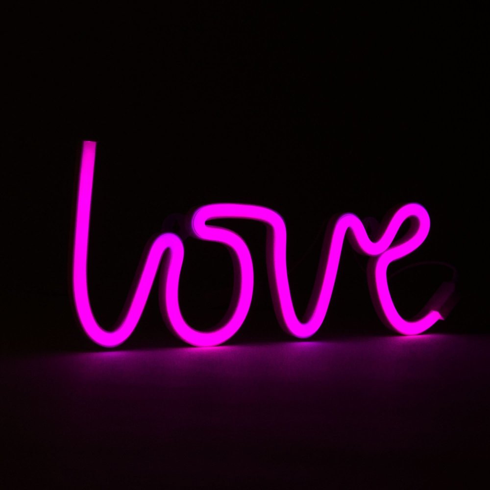 Неоновые надписи