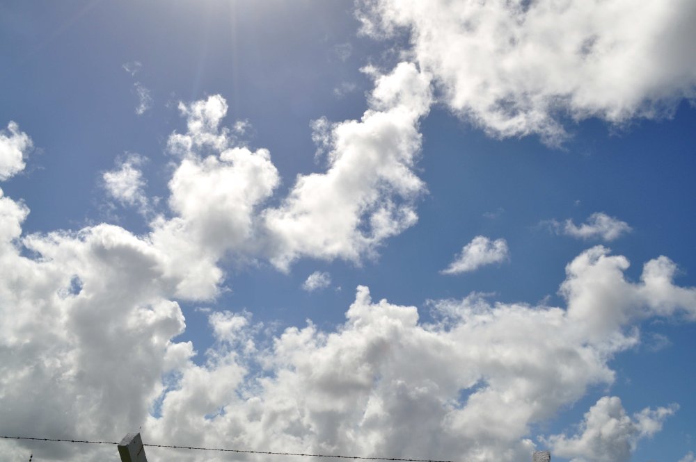 Облака снизу вверх