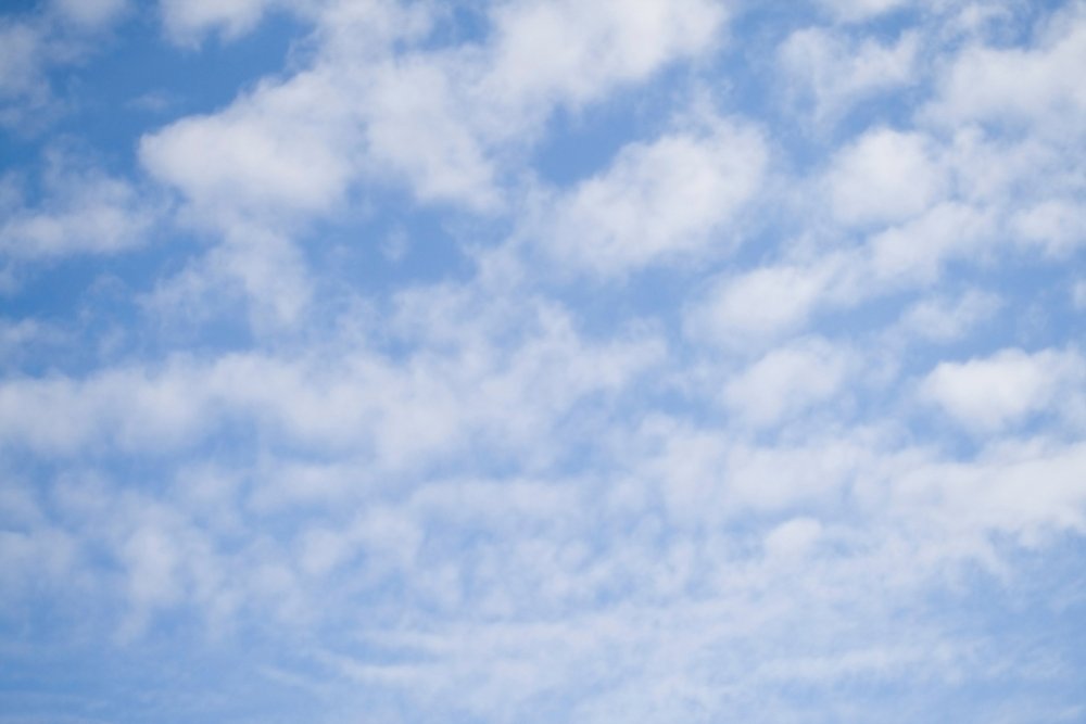 Нейтральный фон небо