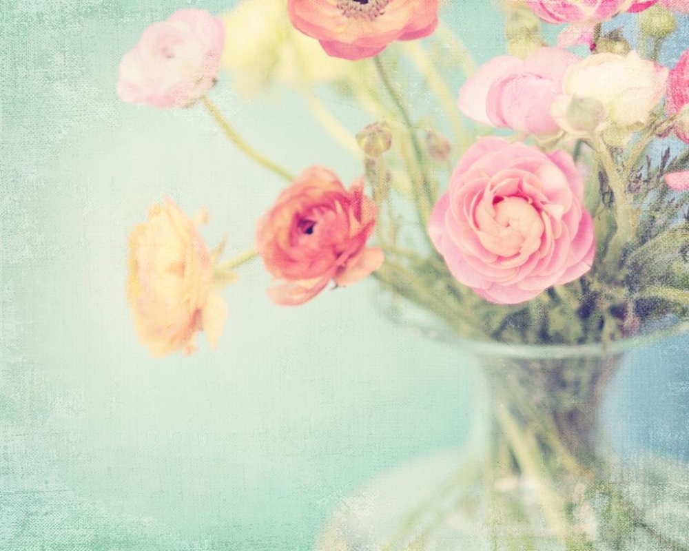 Открытка в пастельных тонах