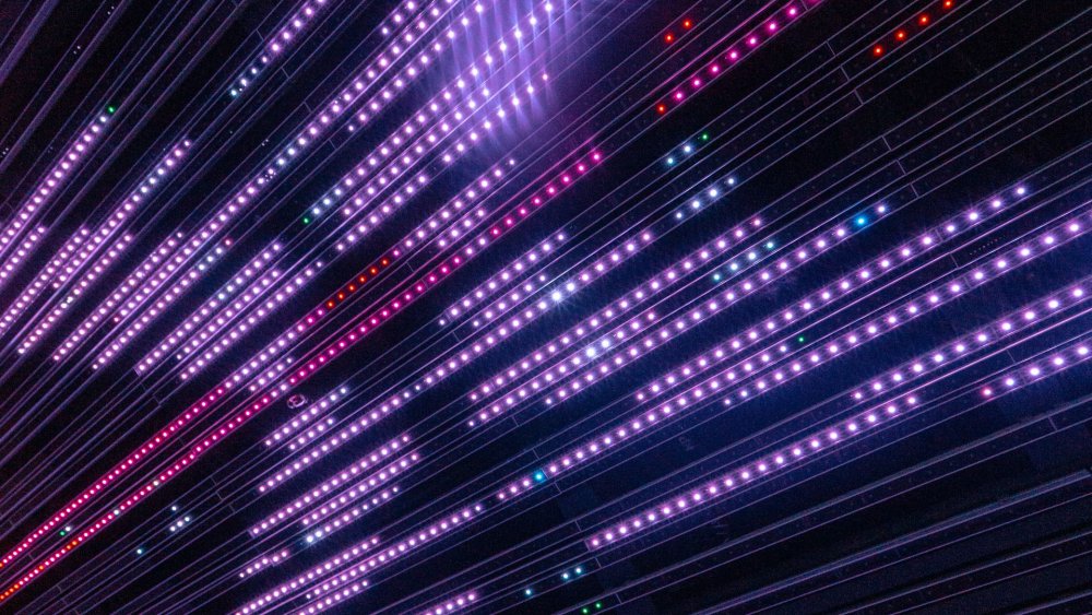 Неоновые линии