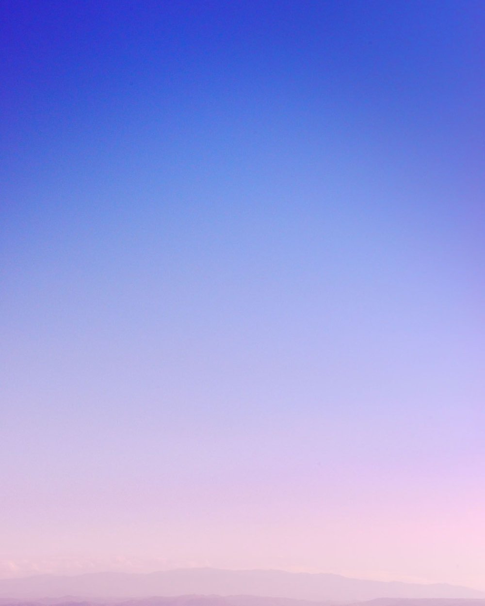 Нейтральный фон