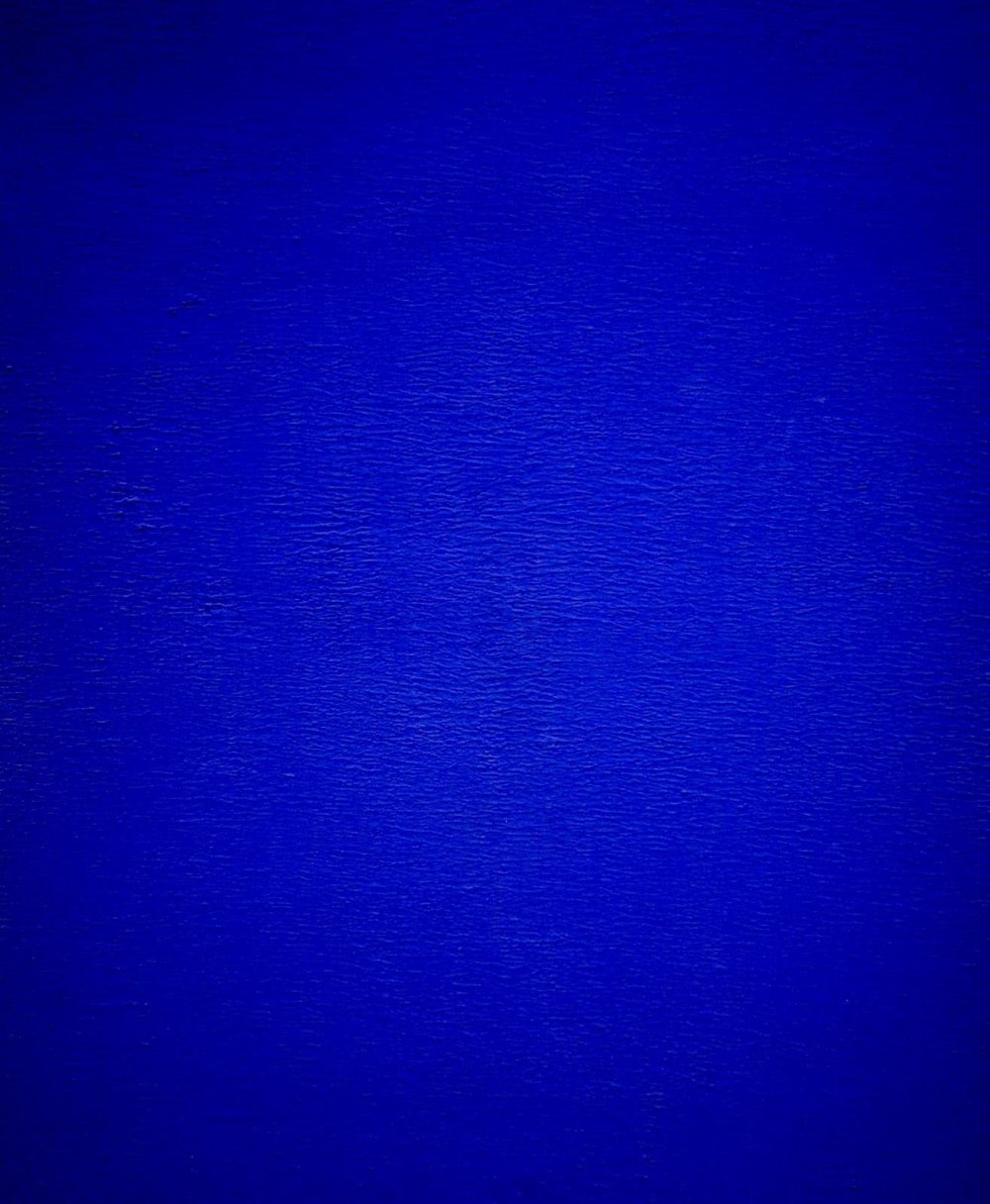 Темно синий фон