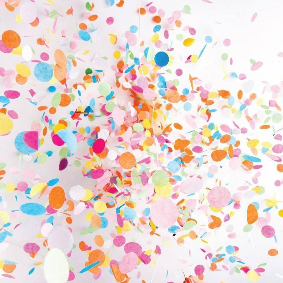 Фон конфетти