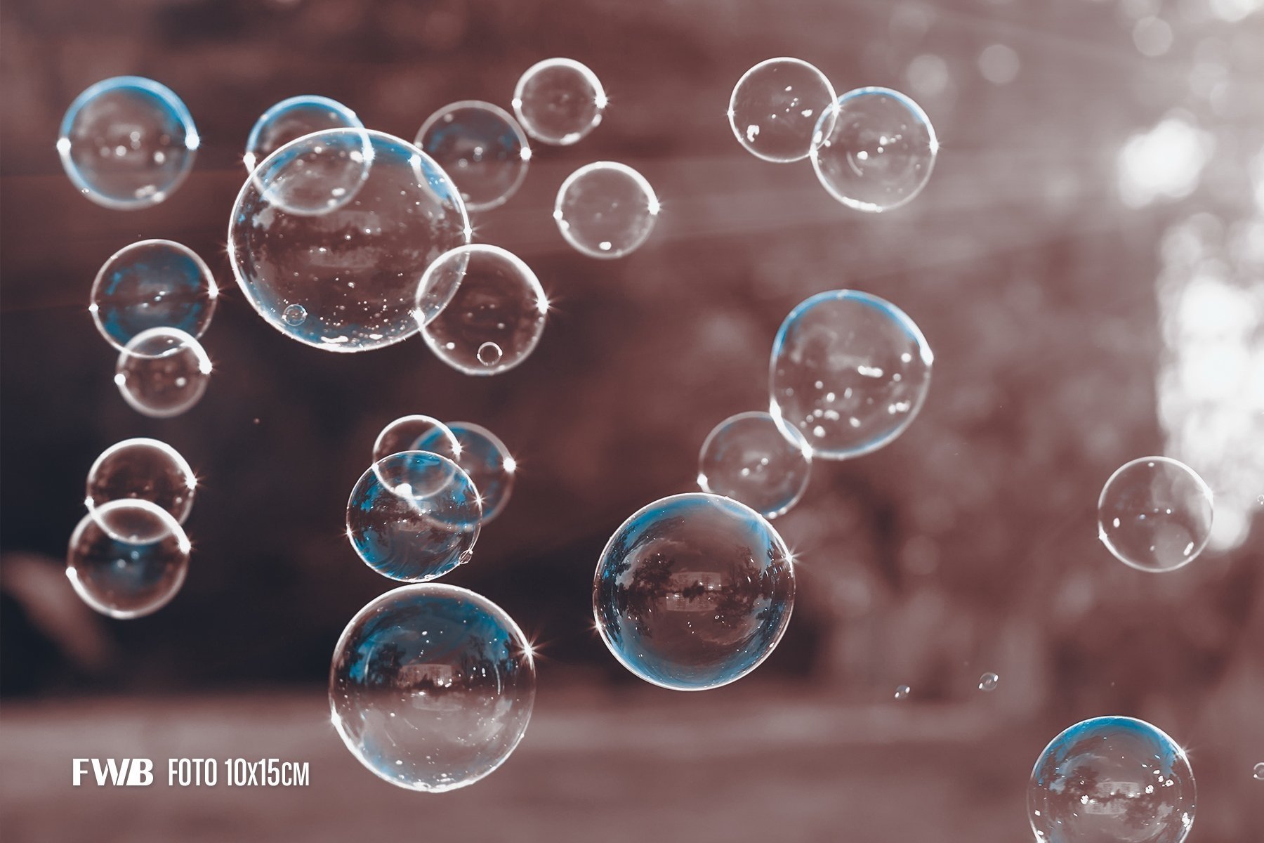 Покажи картинку пузыри. Мыльные пузыри. Прозрачные пузыри. Фон мыльные пузыри. Воздушные пузыри.