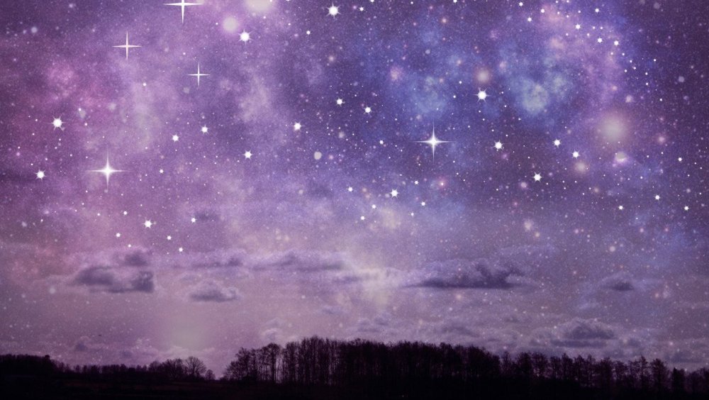 Сиреневое звездное небо