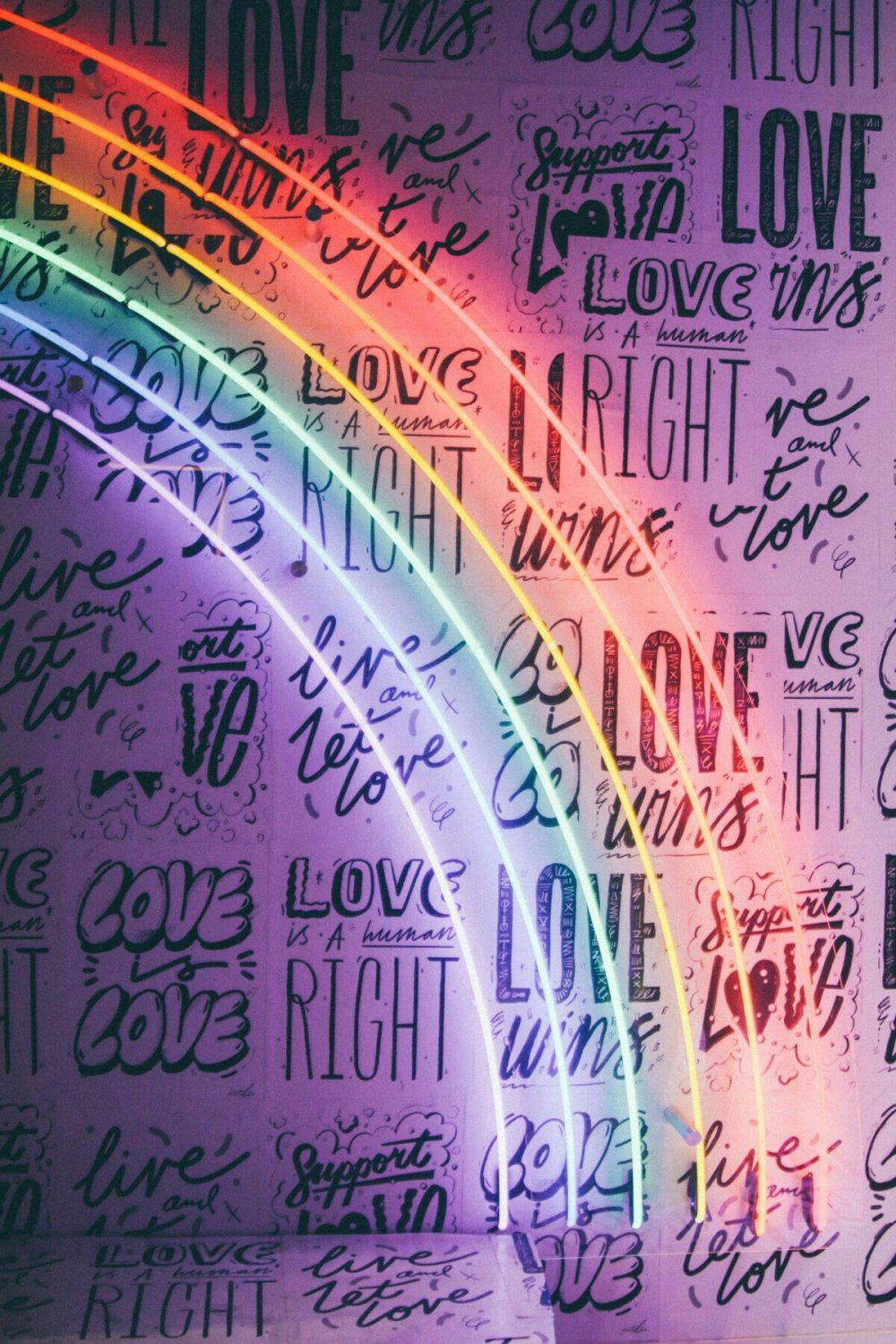 Обои на телефон для подростков надписи