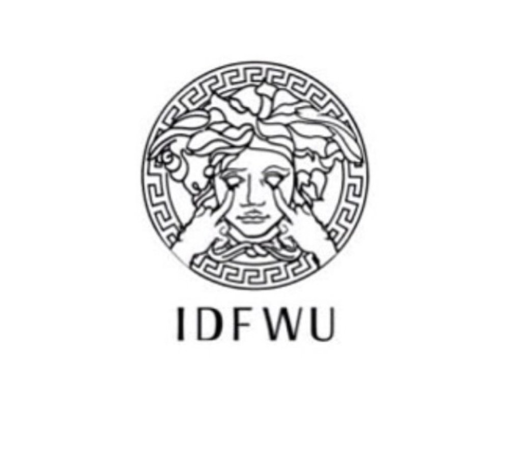 Тату Версаче эскиз