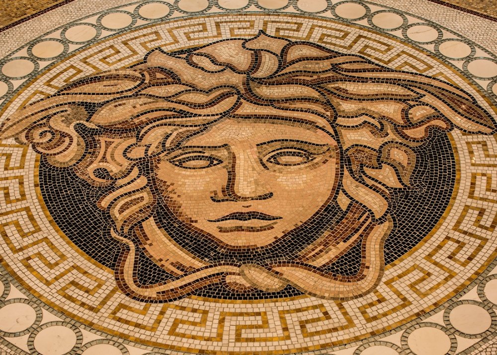 Медуза Горгона Версаче