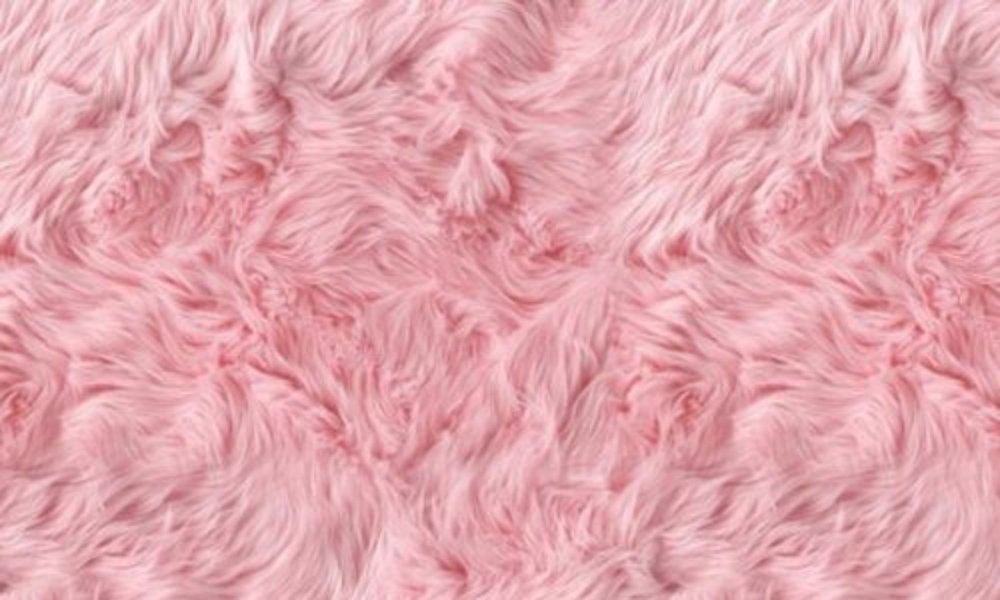 Розовый мех