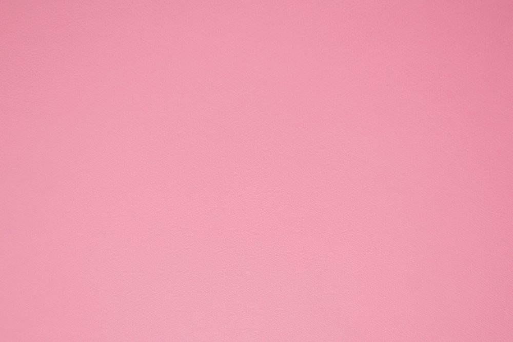 Розовый лист бумаги