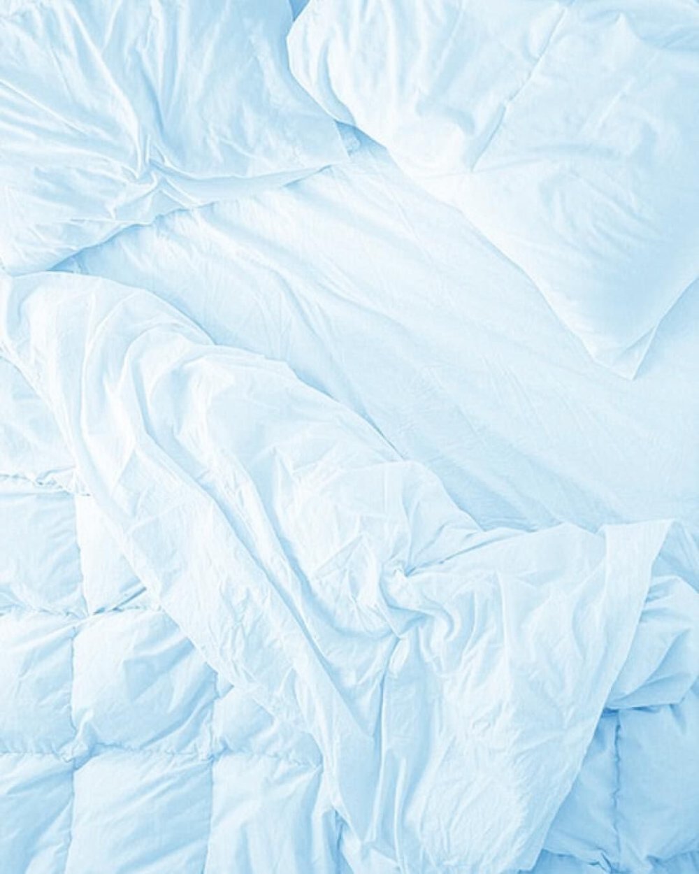 Пастельный голубой