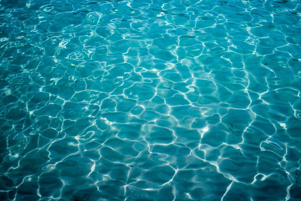 Зеркало воды