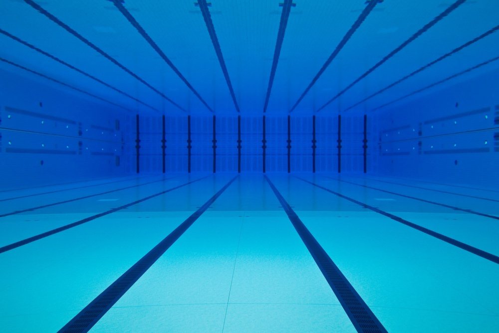 Плавательный бассейн