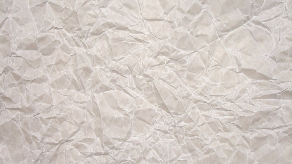 Белая мятая бумага