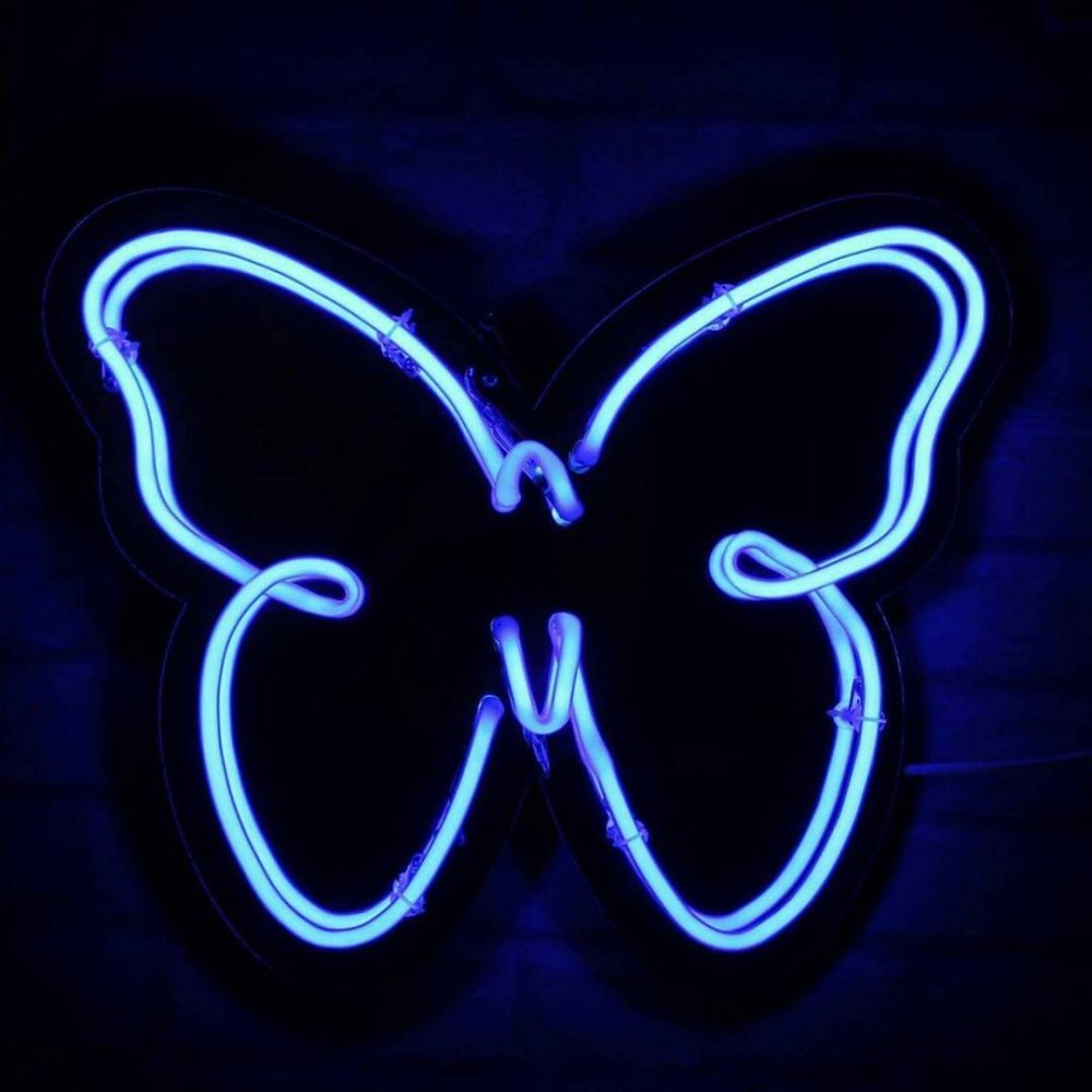 Неоновые бабочки