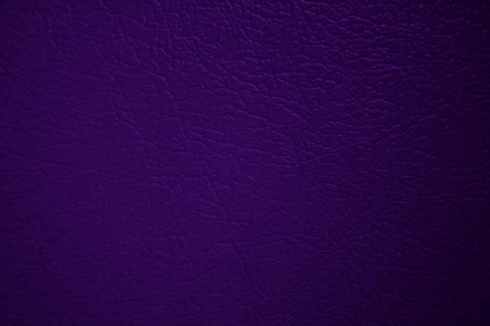 Фиолетовый темный