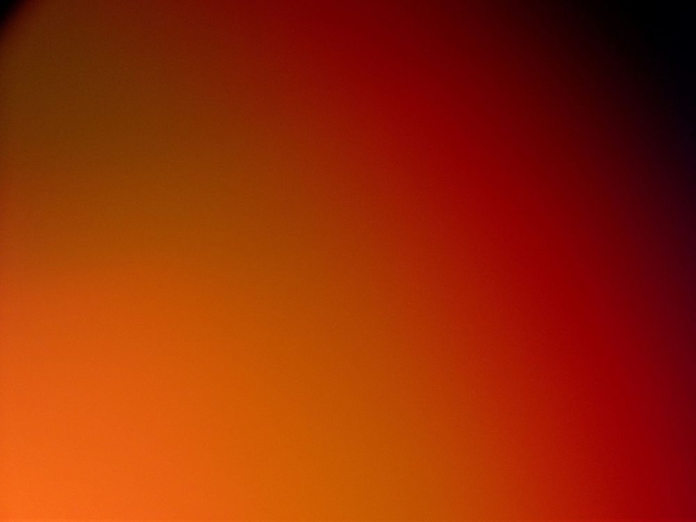 Черно оранжевый градиент