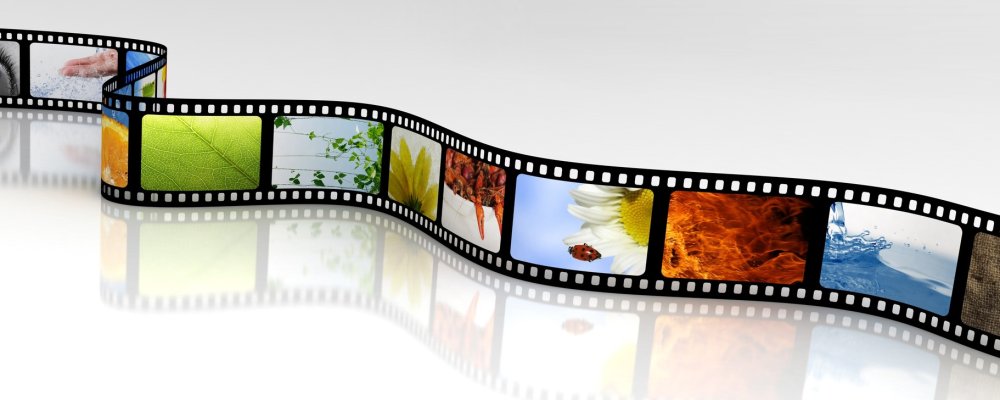 Много постеров