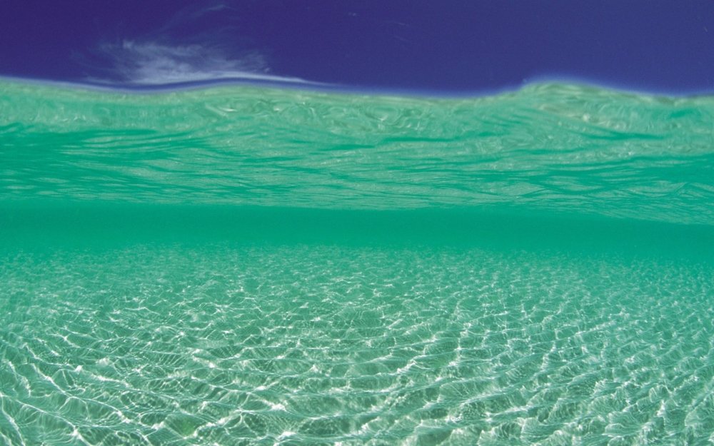 Синий фон море