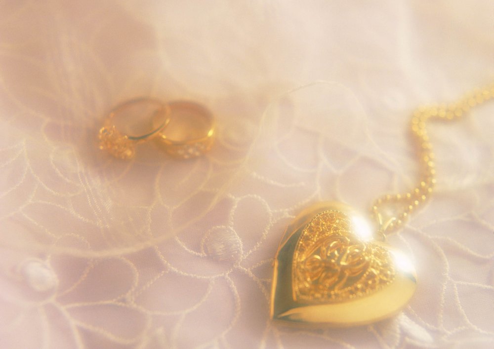 Нежное золото