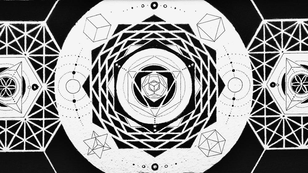 Метатрон Сакральная геометрия на чёрном фоне