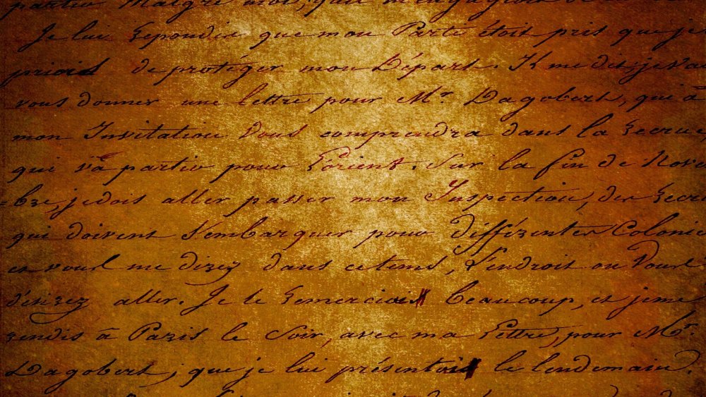 Печатный текст на старой бумаге